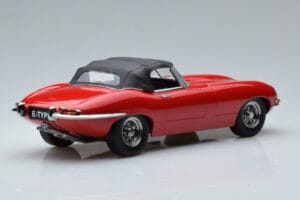 Jaguar E-Type Series 1 Roadster Rosso KK-Scale 1:18 KKDC180484 Pressofusione — immagine 2 di 6