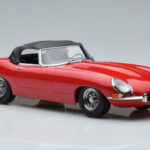 Jaguar E-Type Series 1 Roadster Rosso KK-Scale 1:18 - image 4 of 6