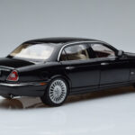 Jaguar XJ6 X350 Ebony Nero Almost Real 1:18 - image 3 of 11