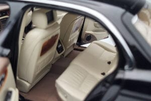 Jaguar XJ6 X350 Ebony Nero Almost Real 1:18 810501 Pressofusione — immagine 8 di 11