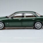 Jaguar XJ6 X350 Racing Verde Almost Real 1:18 - image 5 of 13