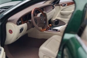 Jaguar XJ6 X350 Racing Verde Almost Real 1:18 810502 Pressofusione — immagine 8 di 13