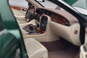 Jaguar XJ6 X350 Racing Verde Almost Real 1:18 810502 Pressofusione — immagine 9 di 13