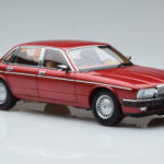 Jaguar XJ6 XJ40 Flamenco Rosso Almost Real 1:18 - image 6 of 11