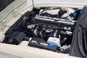 Jaguar XJ6 XJ40 Glacier Bianco Almost Real 1:18 810542 Pressofusione — immagine 10 di 11
