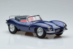 Jaguar XKSS Blu AUTOart 1:18 73510 Pressofusione — immagine 6 di 9