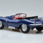 Jaguar XKSS Blu AUTOart 1:18 - image 7 of 9