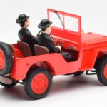 Jeep Willys Tintin 2 Figure UT Models 1:18 - image 2 of 6