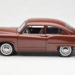 Kaiser Henry J Caribbean Coral Metallic Sun Star 1:18 5101 - image 4 of 8