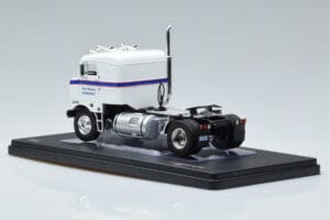 Kenworth Bullnose Ross Mackie Transport Bianco IXO 1:43 TR063 Pressofusione — immagine 5 di 6