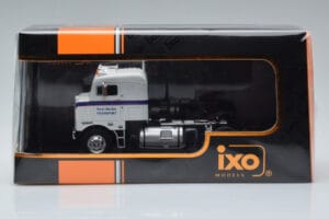 Kenworth Bullnose Ross Mackie Transport Bianco IXO 1:43 TR063 Pressofusione — immagine 6 di 6