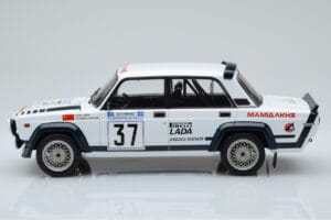Lada 2105 VFTS #37 H. Ohu Rally Acropolis 1983 IXO 1:18 18RMC145 Pressofusione — immagine 3 di 6