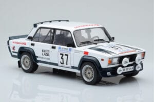 Lada 2105 VFTS #37 H. Ohu Rally Acropolis 1983 IXO 1:18 18RMC145 Pressofusione — immagine 4 di 6