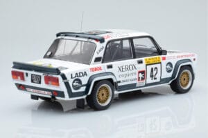 Lada 2105 VFTS #42 S. Brundza Rally 1000 Lakes 1984 IXO 1:18 18RMC146 Pressofusione — immagine 2 di 6