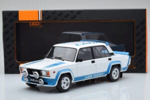 Lada 2105 VFTS Bianco IXO 1:18 18CMC144 Pressofusione — immagine 6 di 6