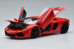 Lamborghini Aventador LP700-4 Rosso Andromeda AUTOart 1:18 74669 Pressofusione — immagine 2 di 10