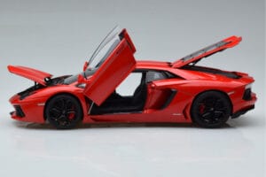 Lamborghini Aventador LP700-4 Rosso Andromeda AUTOart 1:18 74669 Pressofusione — immagine 4 di 10