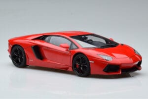 Lamborghini Aventador LP700-4 Rosso Andromeda AUTOart 1:18 74669 Pressofusione — immagine 6 di 10