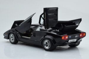 Lamborghini Countach LP5000S Nero AUTOart 1:18 74533 Pressofusione — immagine 3 di 10