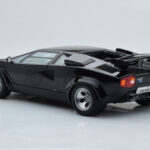 Lamborghini Countach LP5000S Nero AUTOart 1:18 - image 7 of 10
