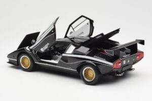 Lamborghini Countach LP 500R Nero Kyosho 1:18 08320C Pressofusione — immagine 5 di 8