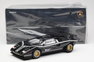 Lamborghini Countach LP 500R Nero Kyosho 1:18 08320C Pressofusione — immagine 8 di 8