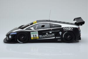 Lamborghini Gallardo LP600+ GT3 Reiter Engineering #24 N. Hayek / P. Kox ADAC GT Masters 2011 Minichamps 1:18 151111124 Press — immagine 3 di 6