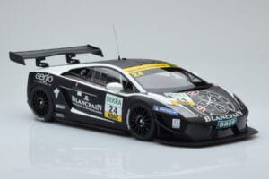 Lamborghini Gallardo LP600+ GT3 Reiter Engineering #24 N. Hayek / P. Kox ADAC GT Masters 2011 Minichamps 1:18 151111124 Press — immagine 4 di 6
