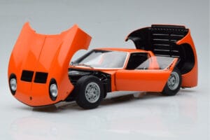 Lamborghini Miura SV Arancione AUTOart 1:18 74542 Pressofusione — immagine 2 di 8