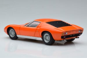 Lamborghini Miura SV Arancione AUTOart 1:18 74542 Pressofusione — immagine 7 di 8