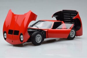 Lamborghini Miura SV Rosso AUTOart 1:18 74543 Pressofusione — immagine 2 di 8