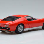 Lamborghini Miura SV Rosso AUTOart 1:18 - image 3 of 8