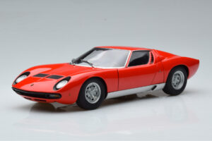 Lamborghini Miura SV Rosso AUTOart 1:18