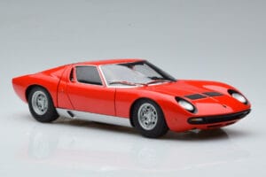 Lamborghini Miura SV Rosso AUTOart 1:18 74543 Pressofusione — immagine 6 di 8