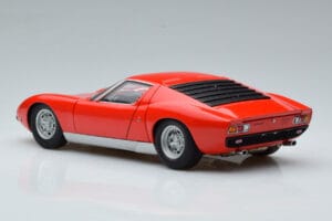 Lamborghini Miura SV Rosso AUTOart 1:18 74543 Pressofusione — immagine 7 di 8