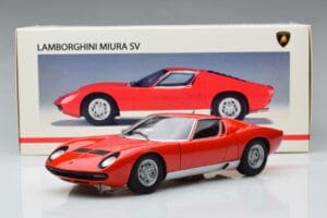 Lamborghini Miura SV Rosso AUTOart 1:18 74543 Pressofusione — immagine 8 di 8