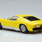 Lamborghini Miura SV Giallo Kyosho 1:18 - image 7 of 11