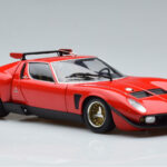 Lamborghini Miura SVR Rosso Kyosho 1:18 - image 6 of 9