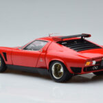 Lamborghini Miura SVR Rosso Kyosho 1:18 - image 7 of 9