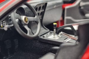 Lamborghini Miura SVR Rosso Kyosho 1:18 08319RBK Pressofusione — immagine 8 di 9