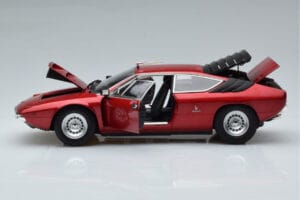 Lamborghini Urraco P250 Rosso Kyosho 1:18 08446R Pressofusione — immagine 4 di 10