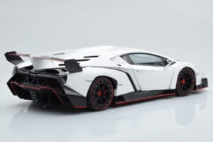 Lamborghini Veneno Bianco AUTOart 1:18 74507 Pressofusione — immagine 4 di 8