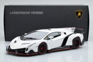 Lamborghini Veneno Bianco AUTOart 1:18 74507 Pressofusione — immagine 8 di 8