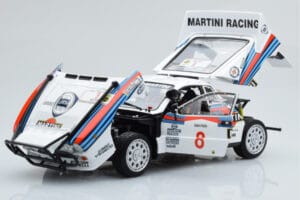 Lancia 037 Martini #8 A. Bettega / M. Perissinot Safari Rally 1985 Kyosho 1:18 08306J Pressofusione — immagine 2 di 8