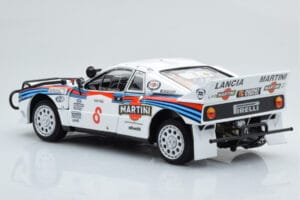 Lancia 037 Martini #8 A. Bettega / M. Perissinot Safari Rally 1985 Kyosho 1:18 08306J Pressofusione — immagine 7 di 8