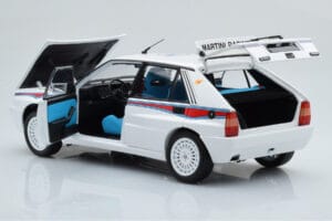 Lancia Delta HF Integrale 6 Bianco Kyosho 1:18 08344E Pressofusione — immagine 3 di 8