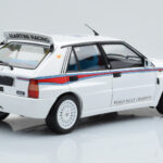 Lancia Delta HF Integrale 6 Bianco Kyosho 1:18 - image 4 of 8