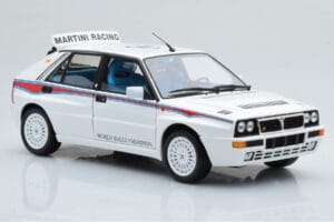 Lancia Delta HF Integrale 6 Bianco Kyosho 1:18 08344E Pressofusione — immagine 6 di 8