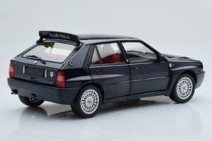 Lancia Delta HF Integrale Club Italia Blu Kyosho 1:18 08343SC Pressofusione — immagine 4 di 8