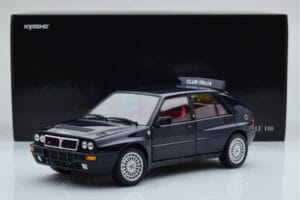 Lancia Delta HF Integrale Club Italia Blu Kyosho 1:18 08343SC Pressofusione — immagine 8 di 8